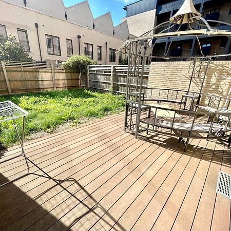 London Stratford Luxury House, 5 Minutes Walk Station, Westfield, 3 Bedrooms 3 Bathrooms, Reception, Garden, Parking Exteriér fotografie