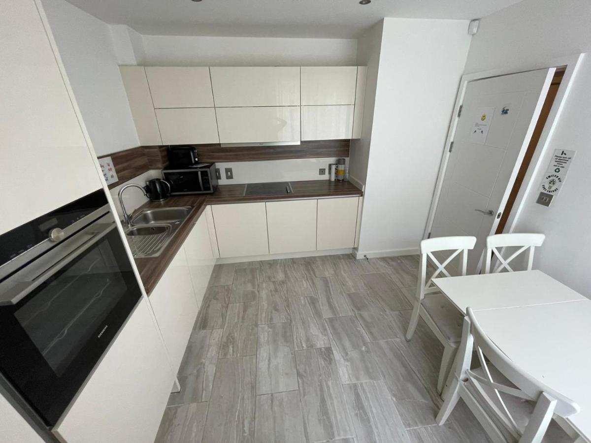London Stratford Luxury House, 5 Minutes Walk Station, Westfield, 3 Bedrooms 3 Bathrooms, Reception, Garden, Parking Exteriér fotografie