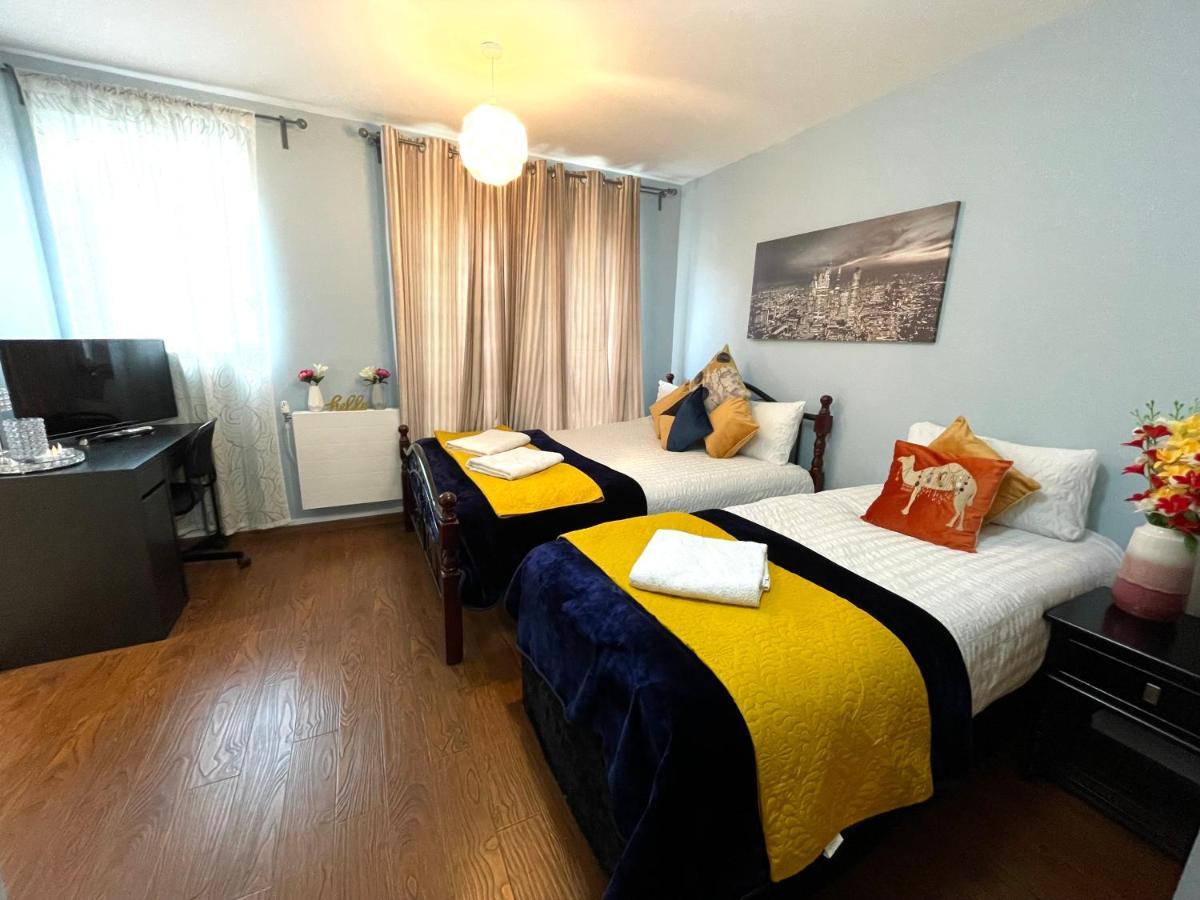London Stratford Luxury House, 5 Minutes Walk Station, Westfield, 3 Bedrooms 3 Bathrooms, Reception, Garden, Parking Exteriér fotografie