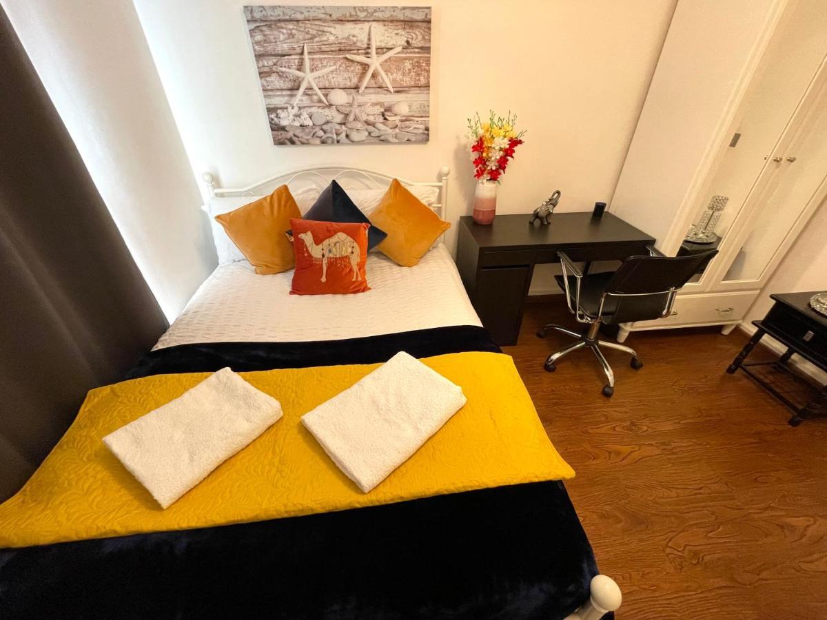 London Stratford Luxury House, 5 Minutes Walk Station, Westfield, 3 Bedrooms 3 Bathrooms, Reception, Garden, Parking Exteriér fotografie